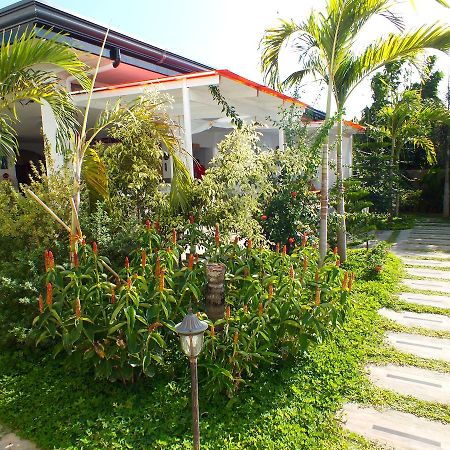 Paboreal Boutique Hotel Puerto Princesa Exterior photo